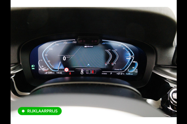 BMW 5 Serie 545e xDrive High Exec. M-sport Black Edition 394 PK automaat | Open Dak | Trekhaak elec. | 360 Camera, Stoel- en stuurverwarming
