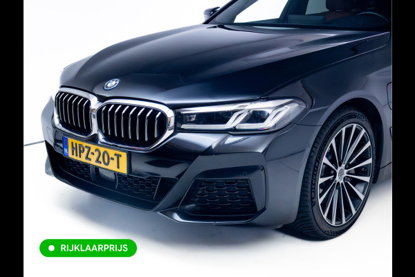 BMW 5 Serie 545e xDrive High Exec. M-sport Black Edition 394 PK automaat | Open Dak | Trekhaak elec. | 360 Camera, Stoel- en stuurverwarming