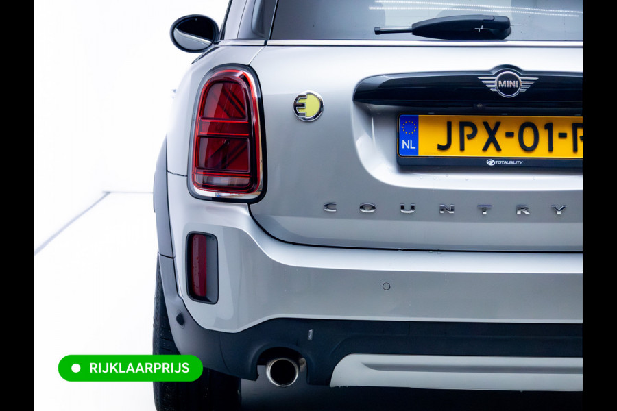 MINI Countryman 2.0 Cooper S E ALL4 Chili | Adap. Cruise | Leer | Elec. achterklep | Sfeerverlichting | Elec. verstelbare en verwarmbare lederen stoelen,  Navigatie, App. connect