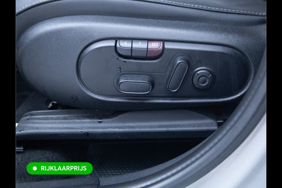 MINI Countryman 2.0 Cooper S E ALL4 Chili | Adap. Cruise | Leer | Elec. achterklep | Sfeerverlichting | Elec. verstelbare en verwarmbare lederen stoelen,  Navigatie, App. connect