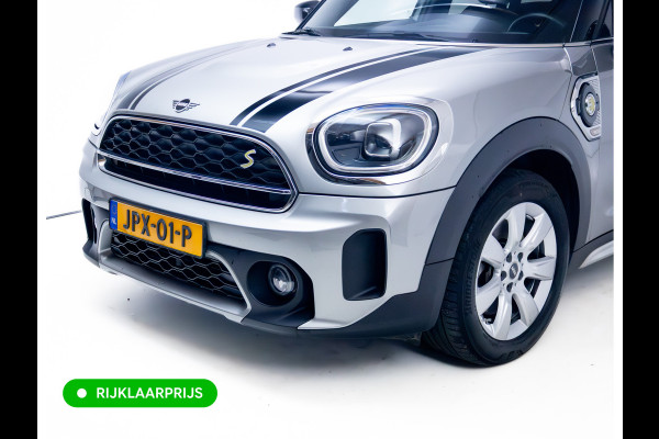 MINI Countryman 2.0 Cooper S E ALL4 Chili | Adap. Cruise | Leer | Elec. achterklep | Sfeerverlichting | Elec. verstelbare en verwarmbare lederen stoelen,  Navigatie, App. connect