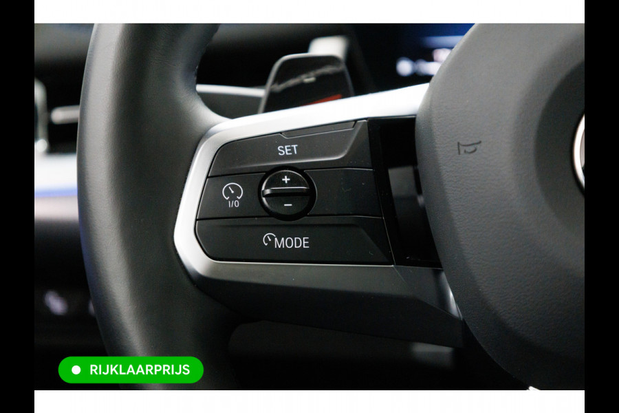 BMW 2 Serie Active Tourer 218i M-Sport automaat | 19 inch Individual Panoramadak | Harman Kardon | HUD Adaptive cruise, 360 Camera, PDC V+A,  El.verstelbare stoel met geheugen, Elektrische achterklep, Keyless