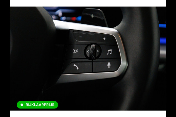 BMW 2 Serie Active Tourer 218i M-Sport automaat | 19 inch Individual Panoramadak | Harman Kardon | HUD Adaptive cruise, 360 Camera, PDC V+A,  El.verstelbare stoel met geheugen, Elektrische achterklep, Keyless