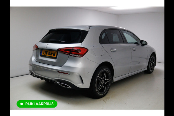 Mercedes-Benz A-Klasse 250 e AMG Line | Cruise-control | PDC V+A + Camera | Stoelverwarming Sfeerverlichting, Extra getint glas, Navigatie, Aplle Carplay/Android auto, Keyless