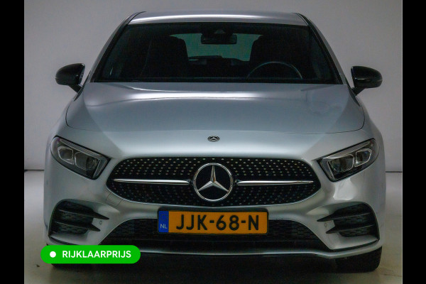 Mercedes-Benz A-Klasse 250 e AMG Line | Cruise-control | PDC V+A + Camera | Stoelverwarming Sfeerverlichting, Extra getint glas, Navigatie, Aplle Carplay/Android auto, Keyless