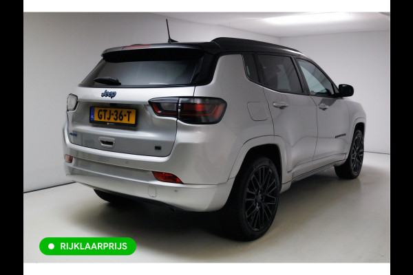 Jeep Compass 4xe 240 Hybrid Electric S 240 PK automaat | Leer | 19 Inch All-season | Stoel- Stuurverwarming Navigatie, Adaptive Cruise, Elektrische achterklep, Camera