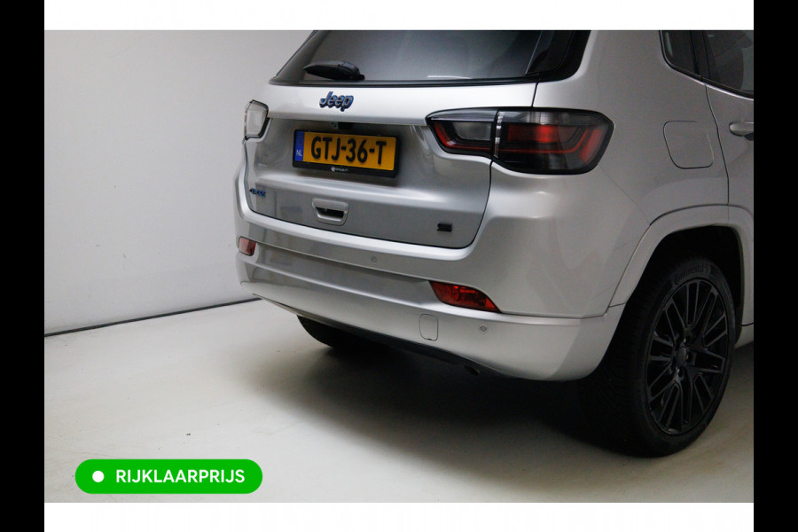 Jeep Compass 4xe 240 Hybrid Electric S 240 PK automaat | Leer | 19 Inch All-season | Stoel- Stuurverwarming Navigatie, Adaptive Cruise, Elektrische achterklep, Camera