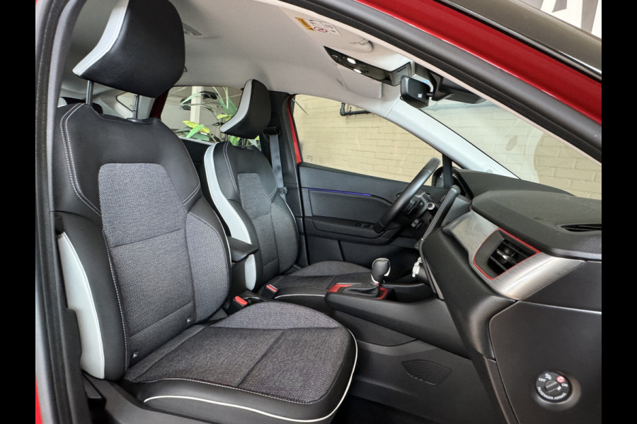 Renault Captur 1.3 TCe 130 Intens | Navi | ACC | Blindspot | Camera |17" | PDC V+A | 100% Onderhouden!