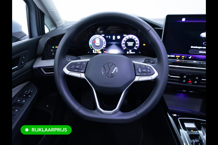 Volkswagen Golf 1.5 eHybrid Style Edition | Nw. model | Elec. Panoramadak | Stoel- & Stuurverwarming | Adap. Cruise | 360 Camera, Headup Display, Ergo Active Stoel met massage, Sfeerverlichting IQ Led