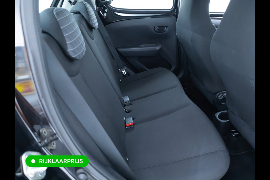 Peugeot 108 1.0 e-VTi Active 73 PK | Airconditioning | BT Telefoon & Audio | DAB | Led Dagrijverlichting | Zwart met. | Multifunctioneel stuurwiel, Centrale vergrendeling met afstandsbediening