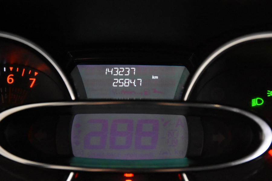 Renault Clio 0.9 TCe Intens Climate Control*Stoelverwarming*Navigatie*