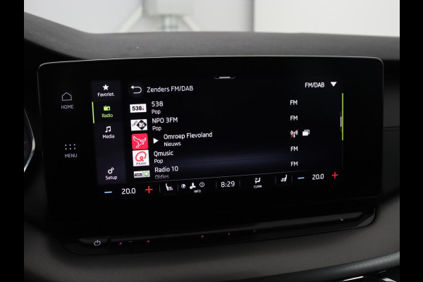 Škoda Octavia 1.0 e-TSI Business Edition | Stoelverwarming | Carplay | Navigatie | Full LED | Digital Cockpit | Cruise control | Parkeerhulp | Climate control | Bluetooth | Getint glas