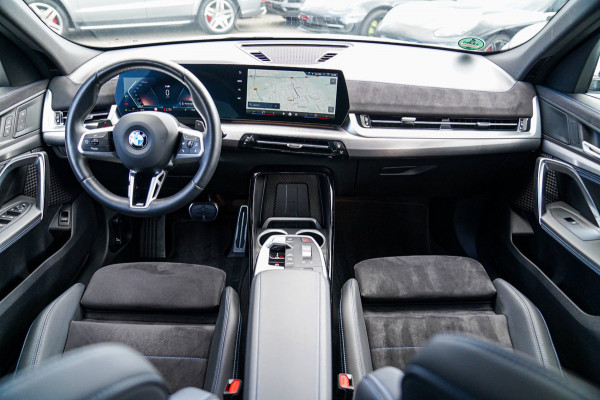 BMW X2 SDrive20i |M-pakket | BMW LED | Elektrische verstelbare stoelen | Camera | Elektrische trekhaak | M Pakket