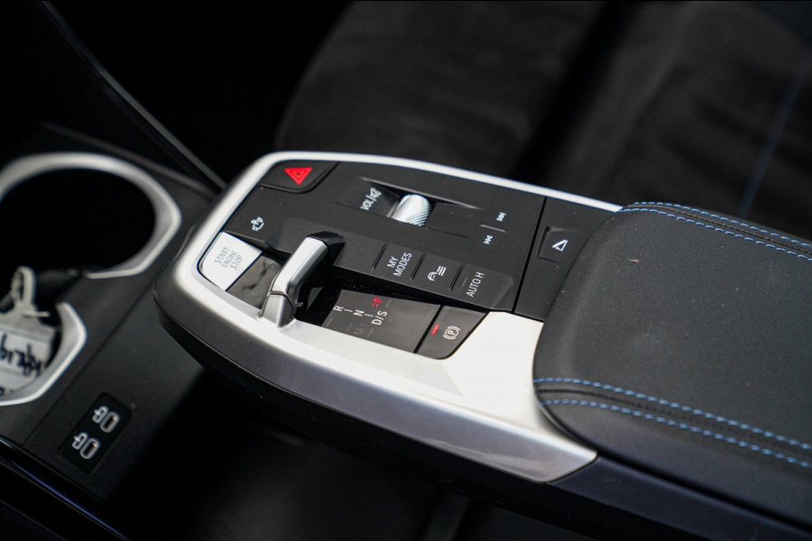 BMW X2 SDrive20i |M-pakket | BMW LED | Elektrische verstelbare stoelen | Camera | Elektrische trekhaak | M Pakket