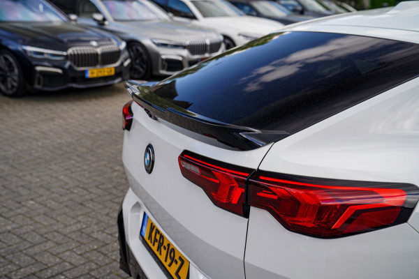 BMW X2 SDrive20i |M-pakket | BMW LED | Elektrische verstelbare stoelen | Camera | Elektrische trekhaak | M Pakket