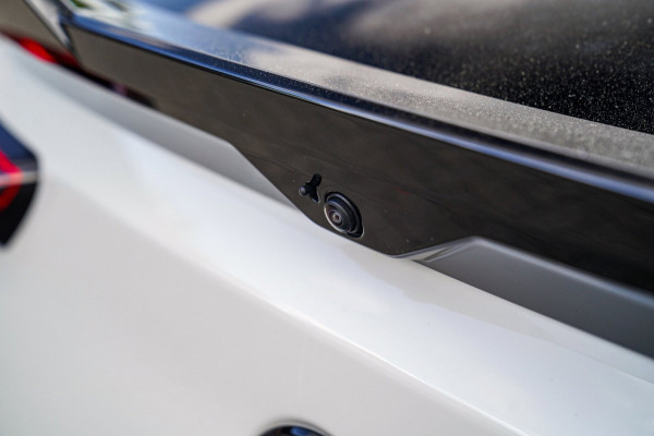 BMW X2 SDrive20i |M-pakket | BMW LED | Elektrische verstelbare stoelen | Camera | Elektrische trekhaak | M Pakket