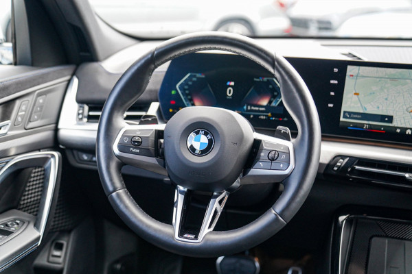 BMW X2 SDrive20i |M-pakket | BMW LED | Elektrische verstelbare stoelen | Camera | Elektrische trekhaak | M Pakket