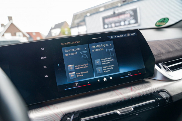 BMW X2 SDrive20i |M-pakket | BMW LED | Elektrische verstelbare stoelen | Camera | Elektrische trekhaak | M Pakket