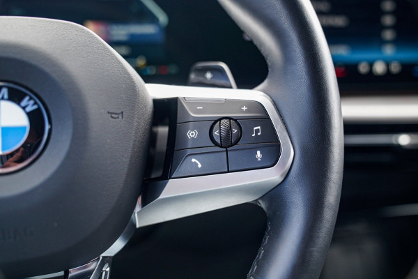 BMW X2 SDrive20i |M-pakket | BMW LED | Elektrische verstelbare stoelen | Camera | Elektrische trekhaak | M Pakket