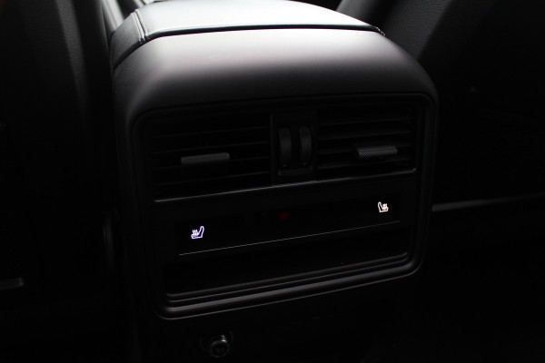 Porsche Cayenne 3.0 S E-Hybrid 519pk / Trekhaak / Panoramadak / 360Camera / Head-up / Achterasbesturing / Bose / 21'' / Luchtvering / Adaptieve Stoelen / Sportdesign+Chrono / Sportuiltaat / Stoelventilatie / Stoelverwarming 4x /