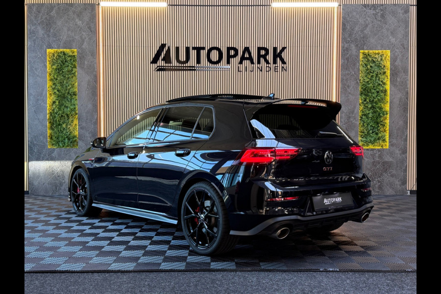 Volkswagen Golf 2.0 TSI GTI CLUBSPORT|PANO|IQLIGHTS|VIRTUAL|SFEERVERLICHTING|2023|300PK|BLACK ON BLACK|