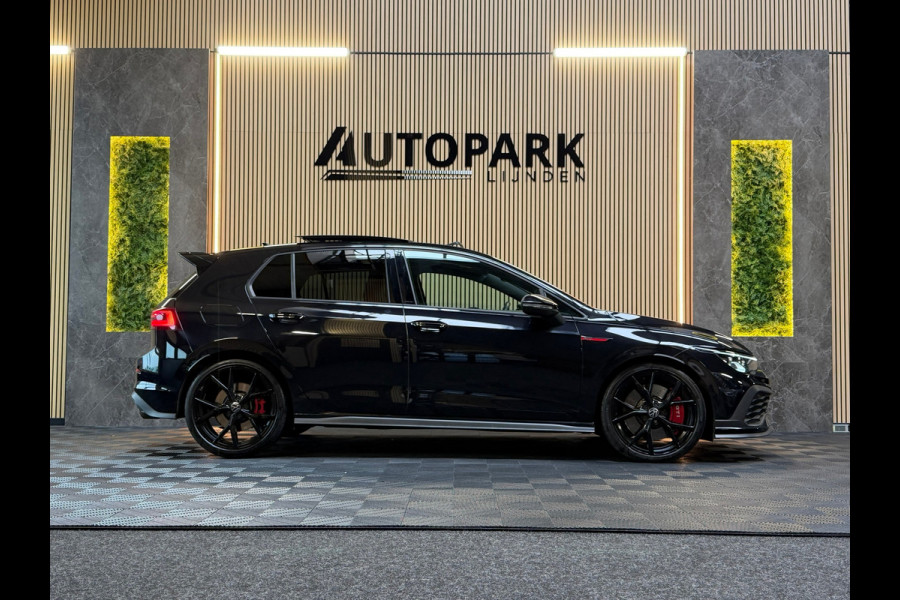 Volkswagen Golf 2.0 TSI GTI CLUBSPORT|PANO|IQLIGHTS|VIRTUAL|SFEERVERLICHTING|2023|300PK|BLACK ON BLACK|