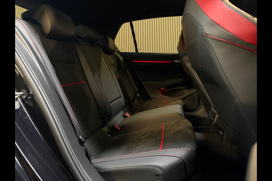 Volkswagen Golf 2.0 TSI GTI CLUBSPORT|PANO|IQLIGHTS|VIRTUAL|SFEERVERLICHTING|2023|300PK|BLACK ON BLACK|