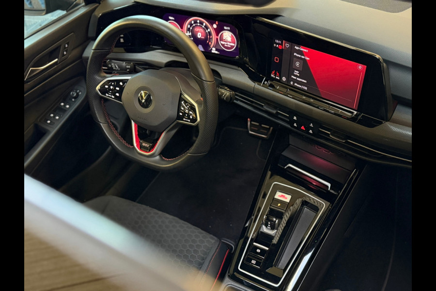 Volkswagen Golf 2.0 TSI GTI CLUBSPORT|PANO|IQLIGHTS|VIRTUAL|SFEERVERLICHTING|2023|300PK|BLACK ON BLACK|