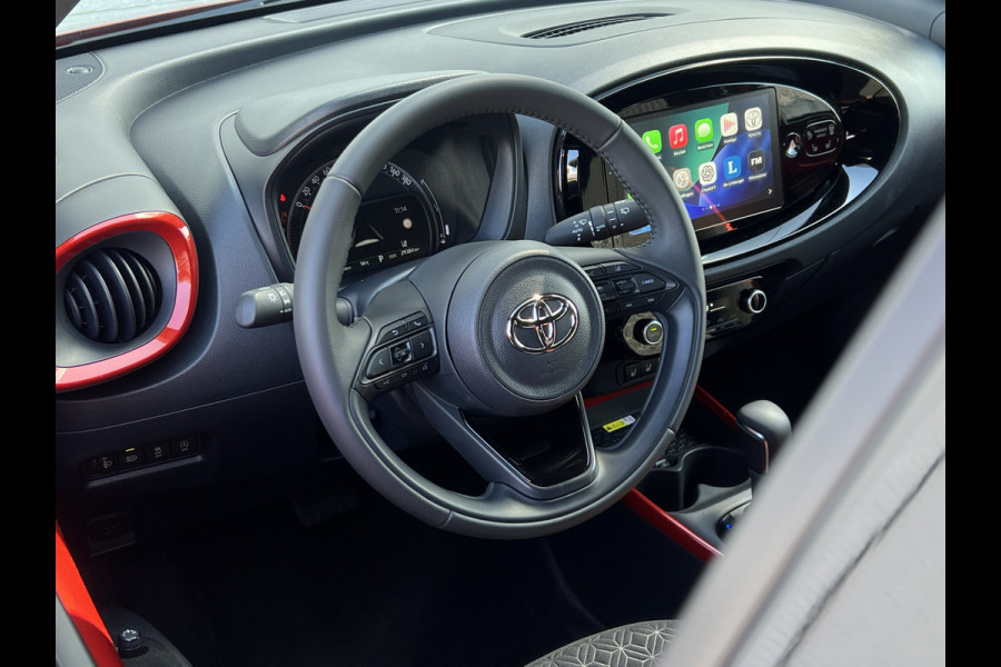 Toyota Aygo X 1.0 VVT-i S-CVT Premium | ACC | Navi | Carplay | Camera | Clima | LED