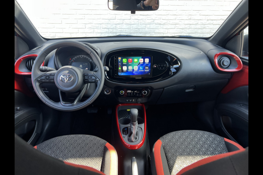 Toyota Aygo X 1.0 VVT-i S-CVT Premium | ACC | Navi | Carplay | Camera | Clima | LED