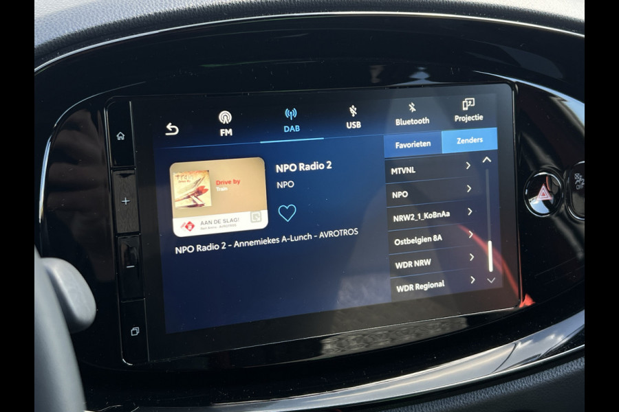Toyota Aygo X 1.0 VVT-i S-CVT Premium | ACC | Navi | Carplay | Camera | Clima | LED