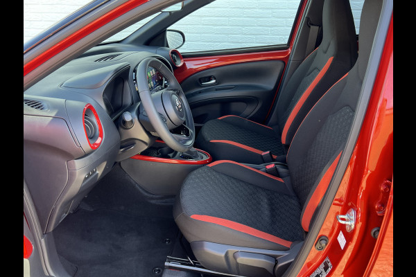 Toyota Aygo X 1.0 VVT-i S-CVT Premium | ACC | Navi | Carplay | Camera | Clima | LED