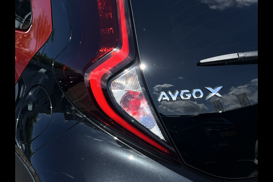 Toyota Aygo X 1.0 VVT-i S-CVT Premium | ACC | Navi | Carplay | Camera | Clima | LED
