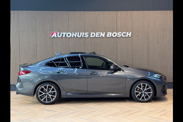 BMW 2 Serie Gran Coupé 220i M Sport - Pano - Kuipstoelen