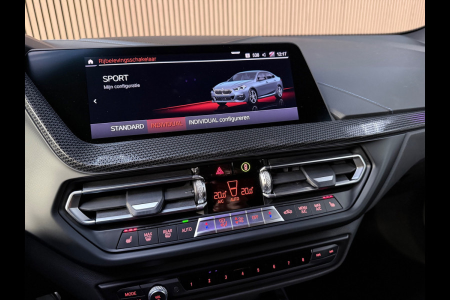 BMW 2 Serie Gran Coupé 220i M Sport - Pano - Kuipstoelen