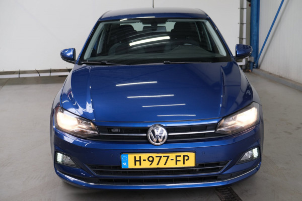 Volkswagen Polo 1.0 TSI Highline - N.A.P. Airco, Cruise, PDC, Camera, Carplay.