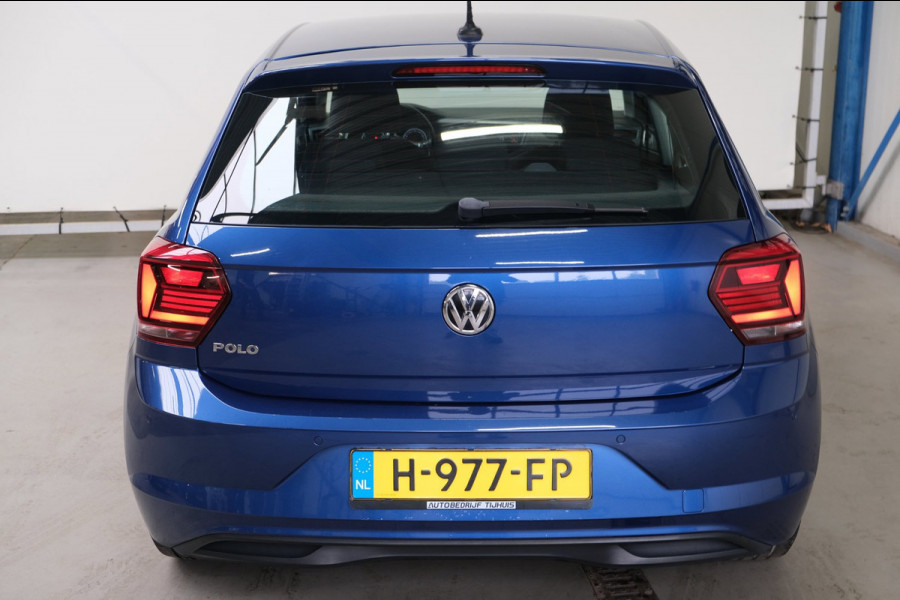 Volkswagen Polo 1.0 TSI Highline - N.A.P. Airco, Cruise, PDC, Camera, Carplay.