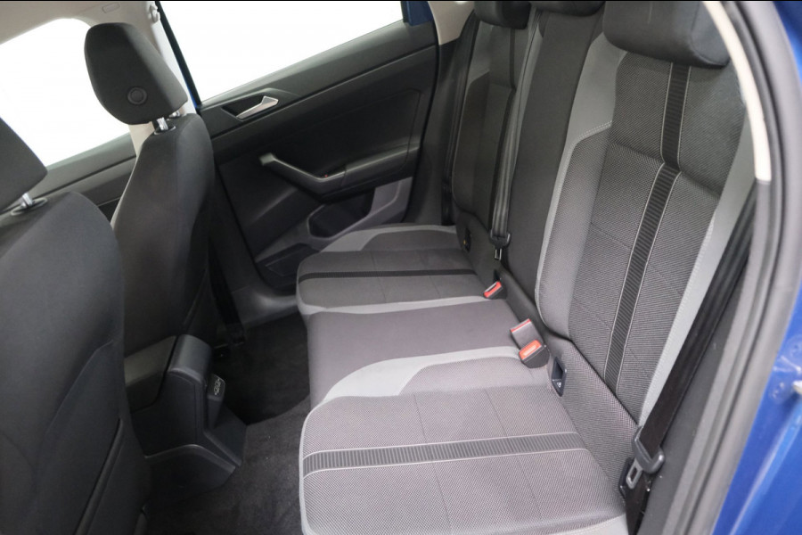 Volkswagen Polo 1.0 TSI Highline - N.A.P. Airco, Cruise, PDC, Camera, Carplay.