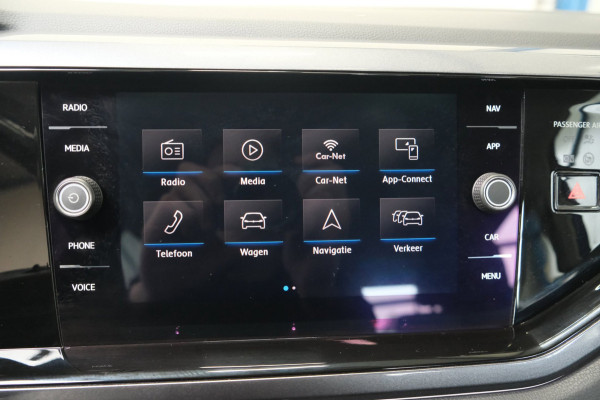 Volkswagen Polo 1.0 TSI Highline - N.A.P. Airco, Cruise, PDC, Camera, Carplay.