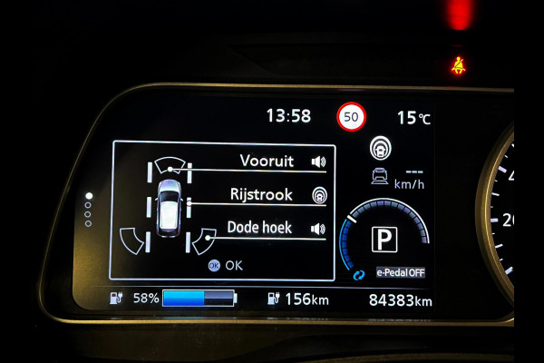 Nissan Leaf 2.ZERO EDITION 40 kWh Carplay_3d Cam_Stuur en stoel verw