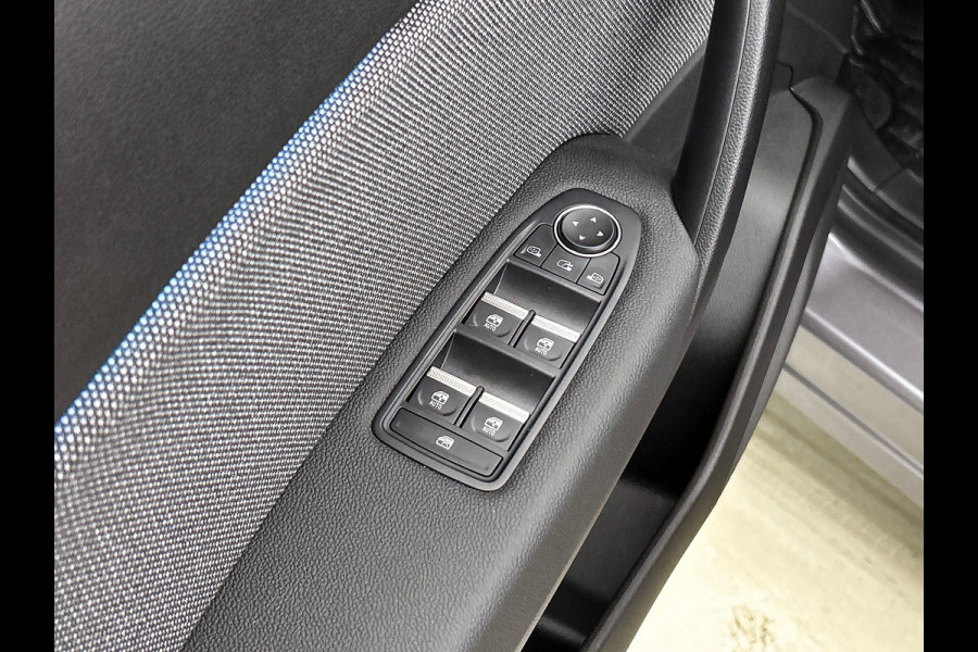 Renault Captur 1.6 E-Tech full hybrid 145PK techno | Navi | Camera | Carplay