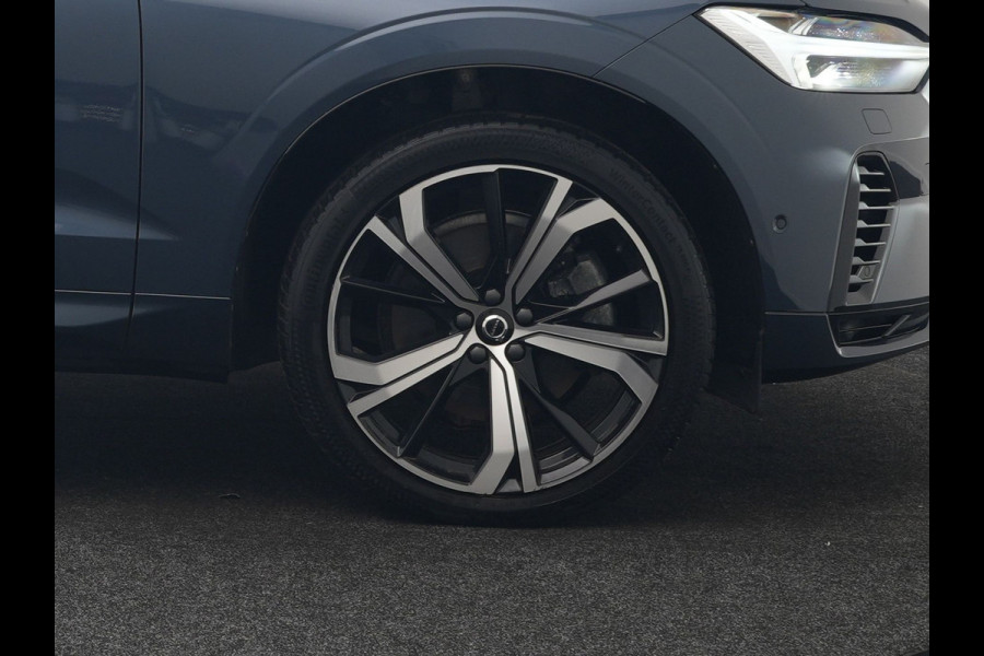 Volvo XC60 T6 AWD Plus Dark PHEV 350pk Dealer O.H. | Trekhaak Af Fabriek | Panodak | 360 Camera | Adaptive Cruise | Lederen Sportstoelen Memory & Verwarmd | 21'' L.M. | Keyless | Google Assistant | Apple Carplay | Stuur Verwarmd | DAB | Plug In Hybrid |