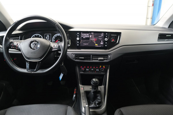 Volkswagen Polo 1.0 TSI Comfortline - N.A.P. Airco, Cruise, Camera, Carplay, Navi.