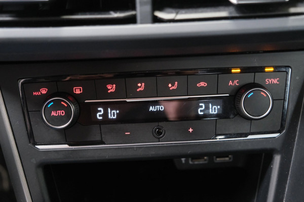 Volkswagen Polo 1.0 TSI Comfortline - N.A.P. Airco, Cruise, Camera, Carplay, Navi.