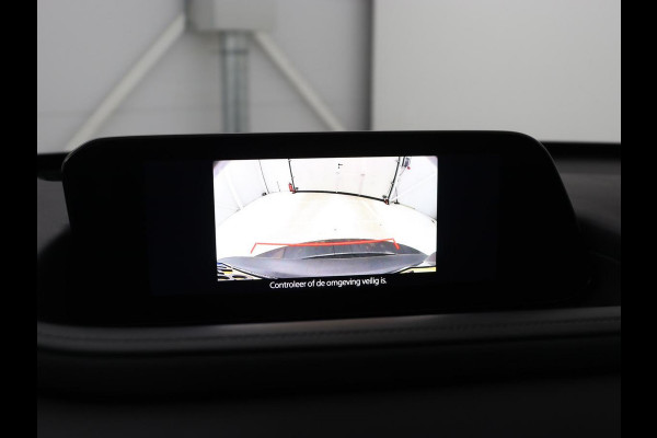 Mazda CX-30 2.0 e-SkyActiv-X M Hybrid Comfort | Stoelverwarming | Head-Up | Camera | Carplay | Adaptive cruise | Navigatie | Stuurverwarming | 18'' | Keyless | Full LED | Climate control