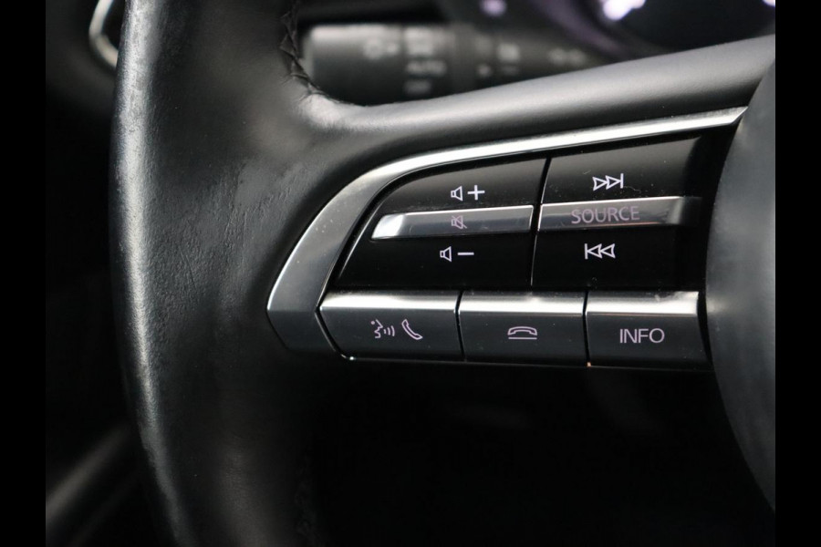 Mazda CX-30 2.0 e-SkyActiv-X M Hybrid Comfort | Stoelverwarming | Head-Up | Camera | Carplay | Adaptive cruise | Navigatie | Stuurverwarming | 18'' | Keyless | Full LED | Climate control