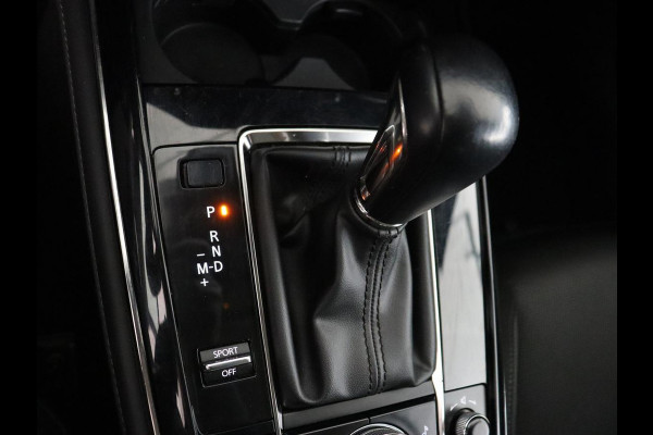 Mazda CX-30 2.0 e-SkyActiv-X M Hybrid Comfort | Stoelverwarming | Head-Up | Camera | Carplay | Adaptive cruise | Navigatie | Stuurverwarming | 18'' | Keyless | Full LED | Climate control