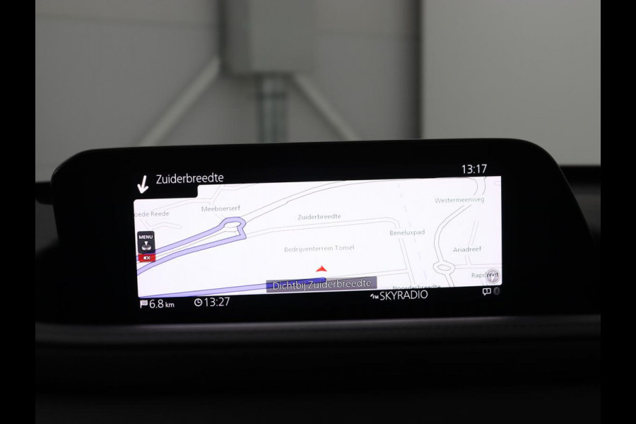 Mazda CX-30 2.0 e-SkyActiv-X M Hybrid Comfort | Stoelverwarming | Head-Up | Camera | Carplay | Adaptive cruise | Navigatie | Stuurverwarming | 18'' | Keyless | Full LED | Climate control