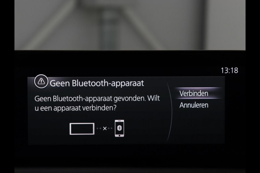 Mazda CX-30 2.0 e-SkyActiv-X M Hybrid Comfort | Stoelverwarming | Head-Up | Camera | Carplay | Adaptive cruise | Navigatie | Stuurverwarming | 18'' | Keyless | Full LED | Climate control
