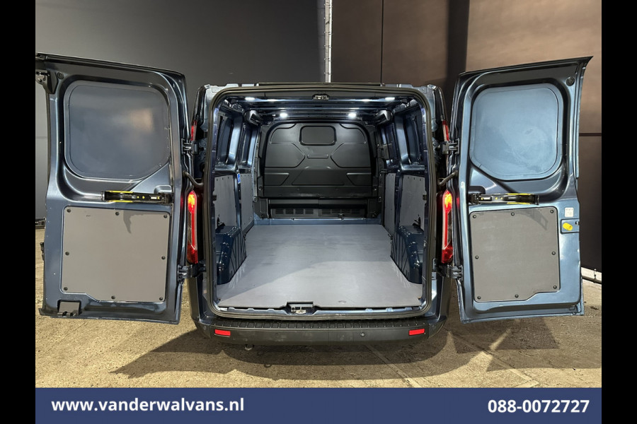 Ford Transit Custom 2.0 TDCI 131pk L2H1 Euro6 Airco | Camera | LED | Cruisecontrol | Verwarmde voorruit Parkeersensoren, Bijrijdersbank, 2800kg trekvermogen
